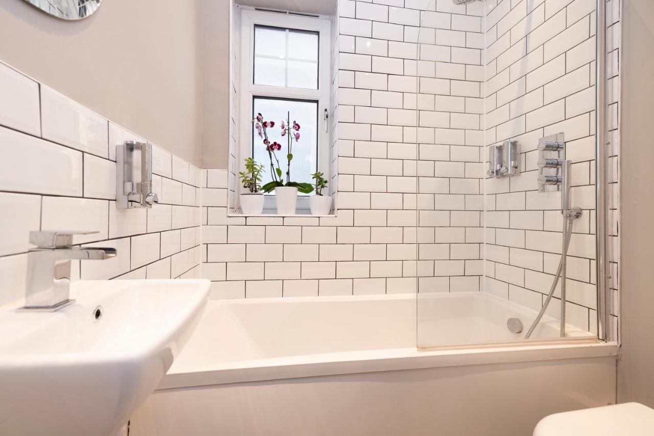 Stylish George Street Apartment 皮布尔斯 外观 照片